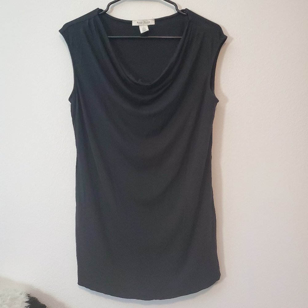 White house Black market (Medium Black top)